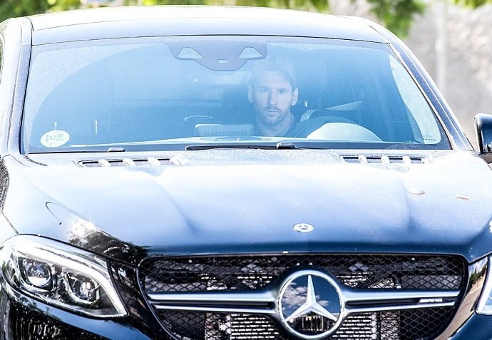 Messi is back training at Barcelona