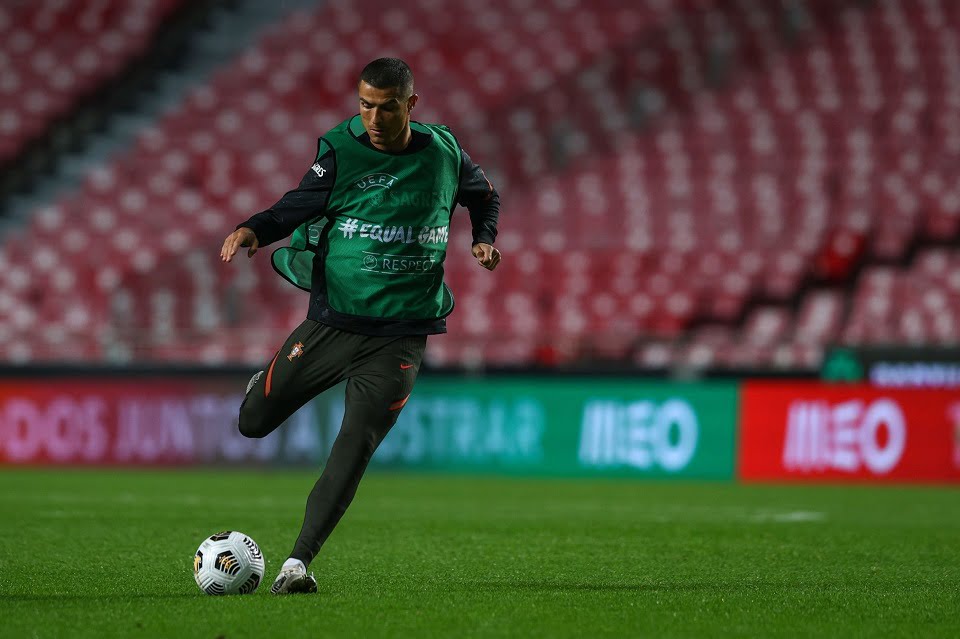 Portugal boss Santos defends decision to bench Cristiano against Andorra