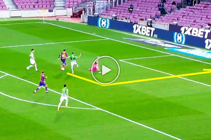 Video: Lionel Messi - 200 IQ Plays That Shocked The World