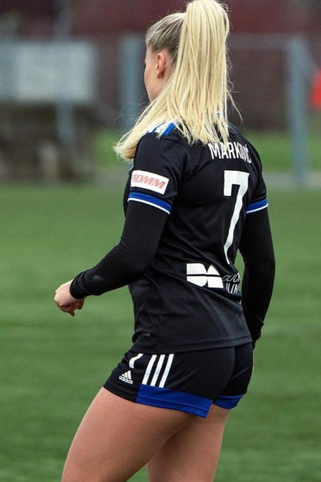 Ana Markovic wears number 7