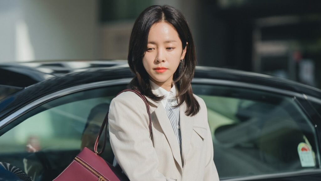 Love Scout kdrama star Han Ji Min