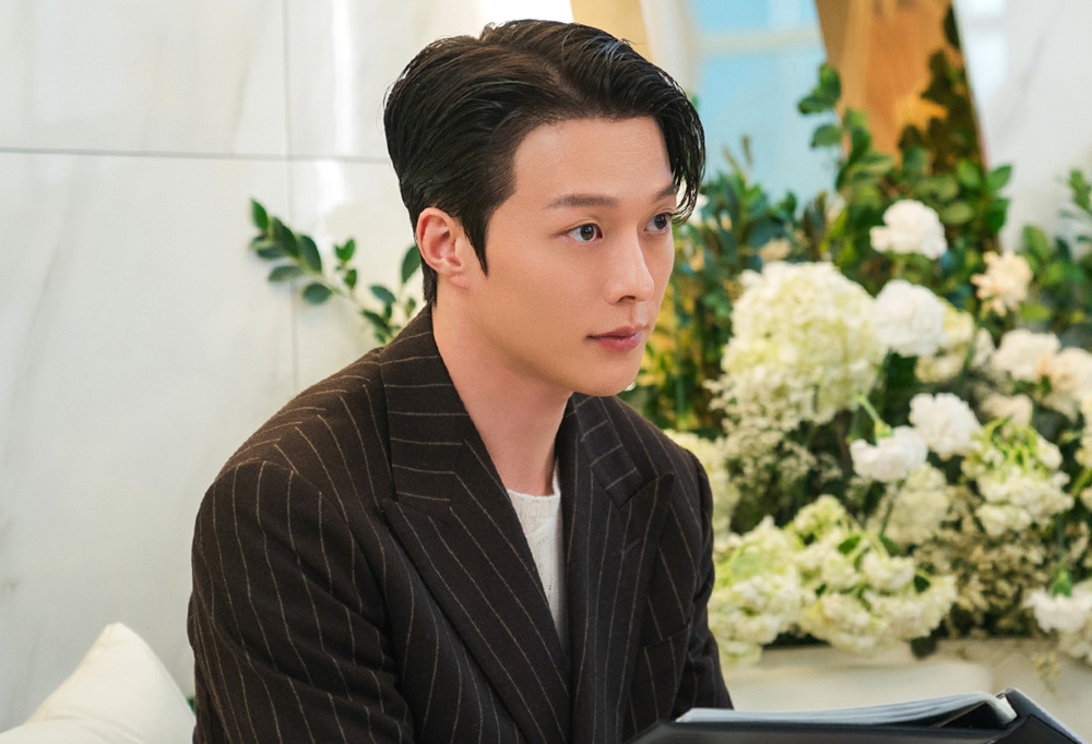 Jang Ki Yong Shares His Excitement for SBS’s New Rom-Com “Dynamite Kiss” and His Warm-Hearted Character Transformation