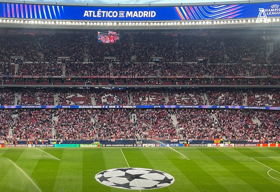 Arsenal Lodge UEFA Complaint Over Pitch Conditions at Atletico Madrid’s Metropolitano Ahead of Champions League Semi-Final