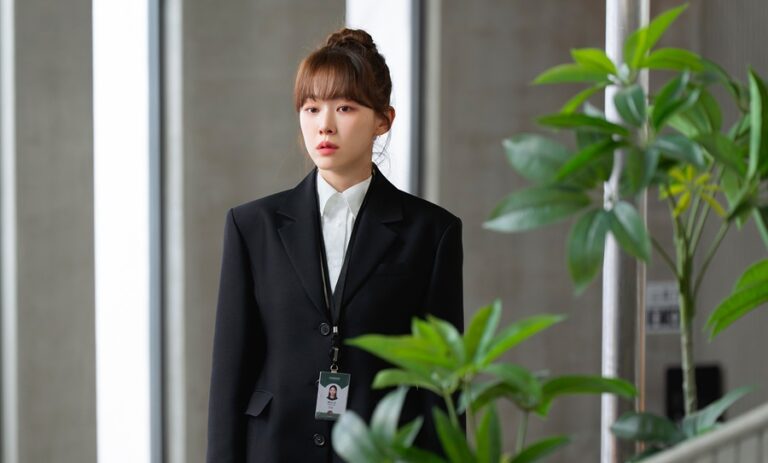 Lee Ju Myoung Revealed As Hidden Daughter Of Son Hyun Joo In Upcoming JTBC Drama Reborn Rookie